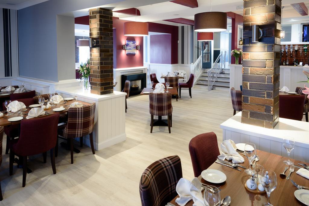 The Crown Hotel Newton Stewart Exterior foto